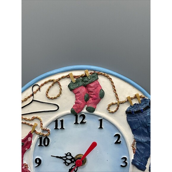 American Country Style. Resin Han Painted Laundry Room Clock.9.75” Diameter,Vtg - Picture 4 of 13